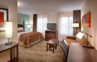 Staybridge Suites Peoria-Downtown Hotel dekat Limelight Eventplex