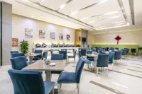 Holiday Inn Express LUOYANG CITY CENTER by IHG - breakfast