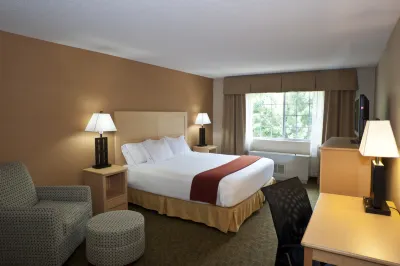 Holiday Inn Express & Suites North Conway Hotels in Conway