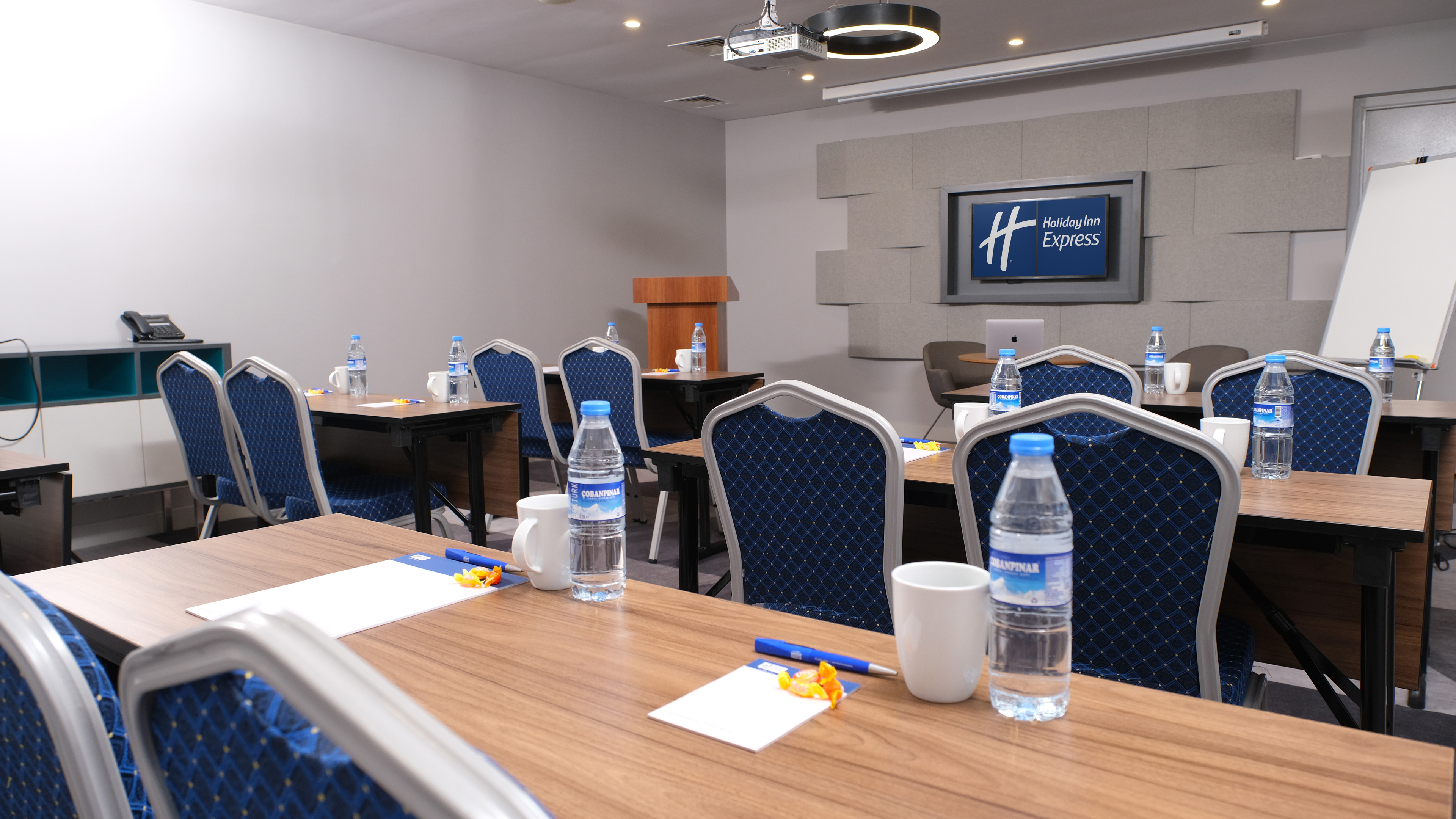 Holiday Inn Express Istanbul - Atakoy Metro, an Ihg Hotel