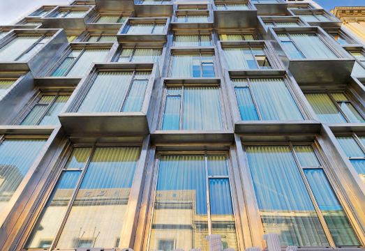 H10 큐빅의 모던한 로비