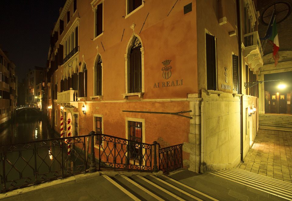 Hotel Ai Reali - Small Luxury Hotels of the World, Exterior, Hotel Exterior