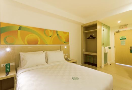 고 호텔 에르미타 마닐라 썸네일