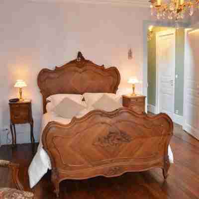 Le Manoir de La Presle Others