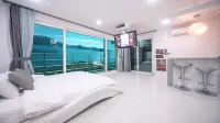 The South Sea, Spa Hill Pension