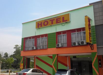 Bukit Beruntung Business Hotel