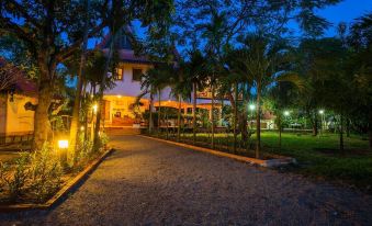 Relax Resort Angkor Villa