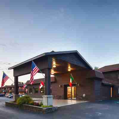 Best Western of Lake George Hotel Exterior