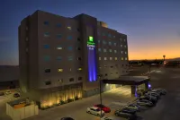 Holiday Inn Express & Suites Mexicali Hôtels à : 
