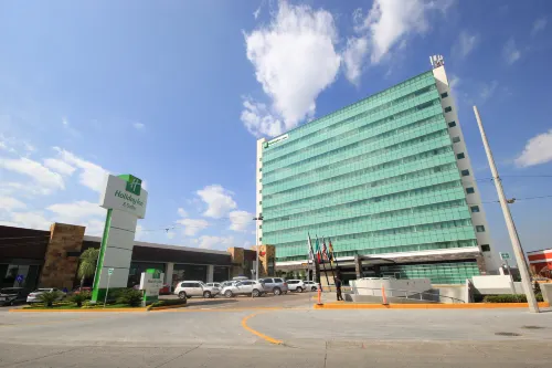 Holiday Inn & Suites Leon Plaza Mayor Hôtels à : León