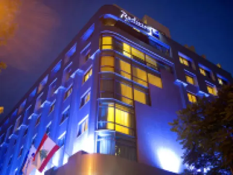 Radisson Blu Martinez Beirut โรงแรมในเบรุต