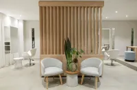 Radisson Collection Hotel, Waterfront Cape Town Hotels in Kapstadt