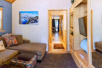 Other #51 & #52 Hyatt Lake Compound~Sleeps 10~Lake View Photo