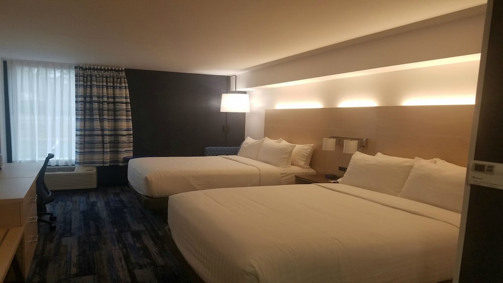 Holiday Inn Express - Williamsburg Busch Gardens Area, an Ihg Hotel