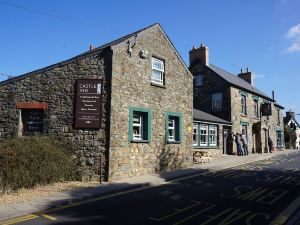 Castle Inn