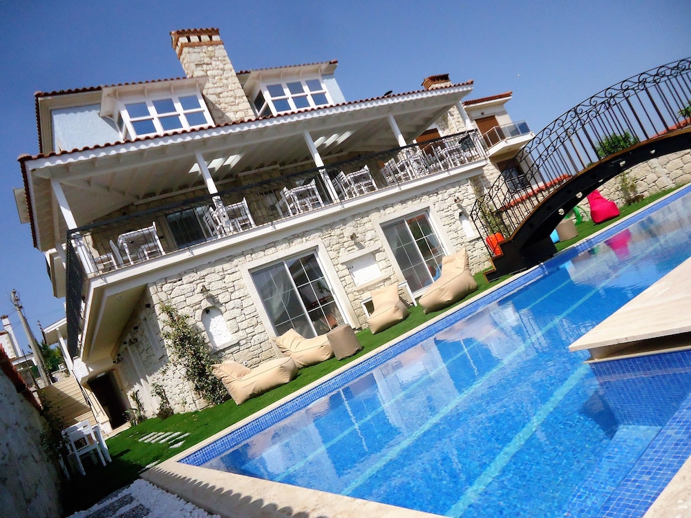 Alacati Grand Eldoris Otel (Grand Alacati Boutique Hotel)