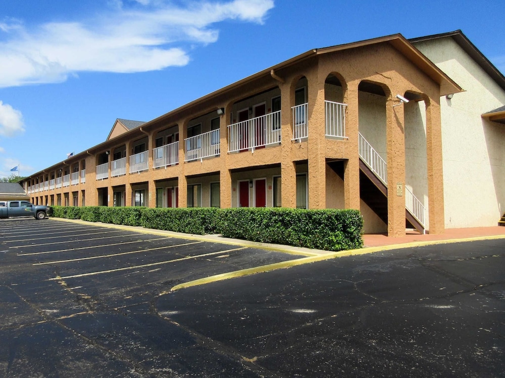 Quality Inn Glenpool - Tulsa