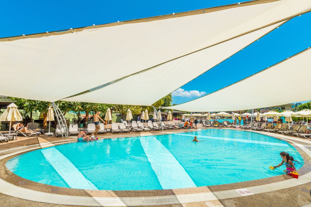 Vonresort Golden Beach & Aqua - Kids Concept-All Inclusive