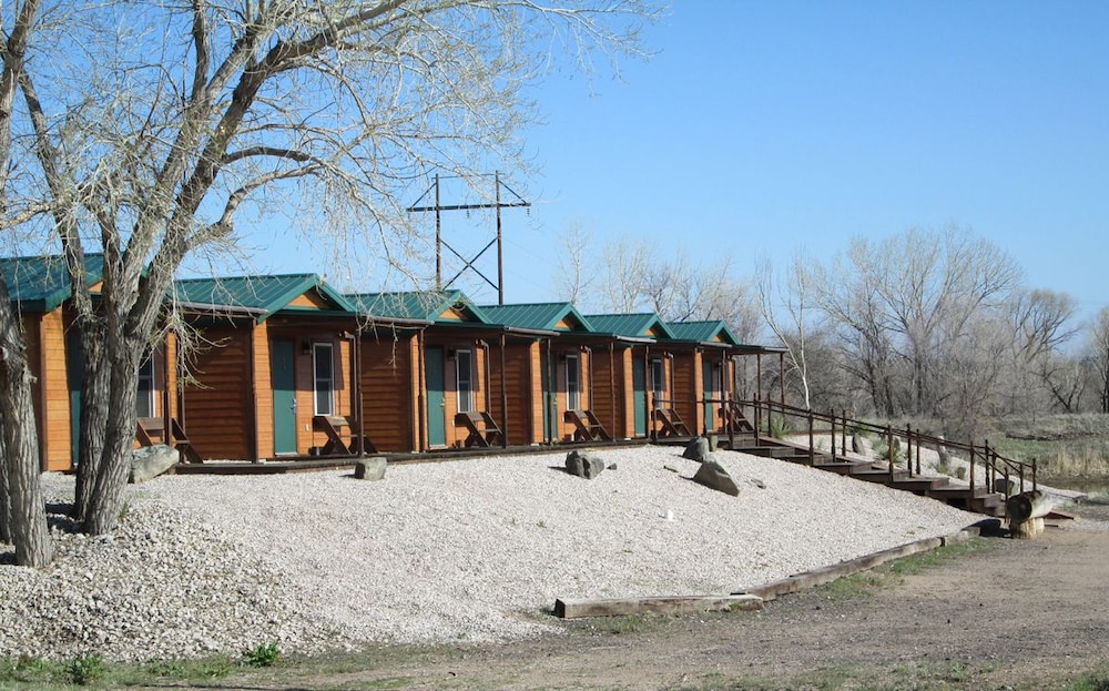 South Platte Cabins & Kennels