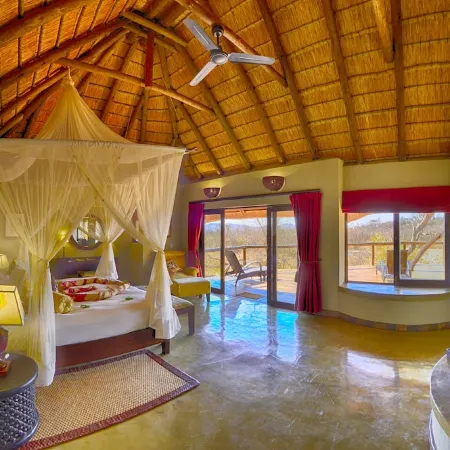 Motswiri Private Safari Lodge