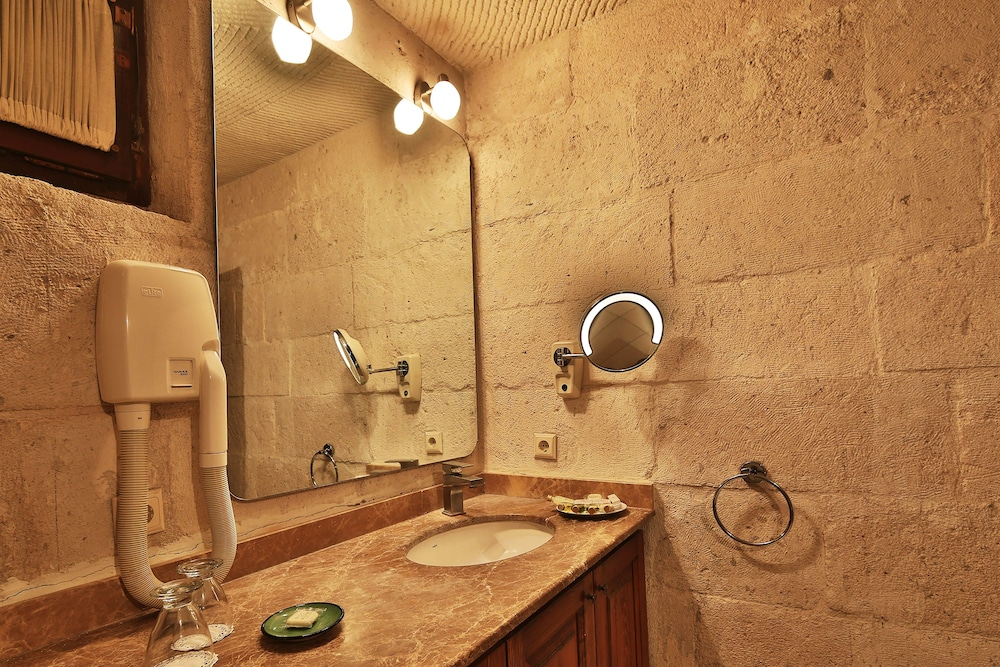 Cappadocia Cave Suites