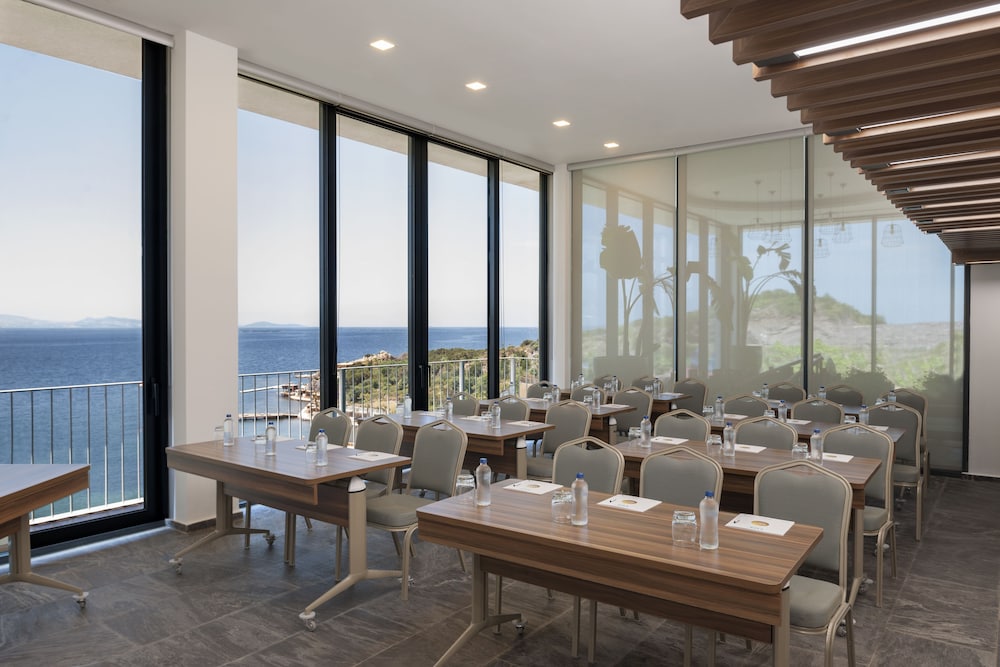 Vitalica Resort & Residences (Le Méridien Bodrum Beach Resort)