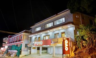 OYO 8715 Hotel Nakshatra Grand