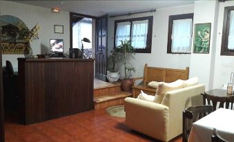 Hotel Los Ángeles - Housity