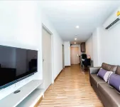 斯里拉差小提琴旅館 Paradise Ocean View Condominium附近的飯店