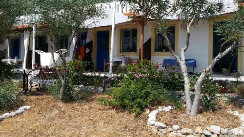 Panormitis Pizanias Houses