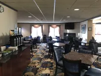Country Inn & Suites by Radisson, Mt. Pleasant-Racine West, WI - petit déjeuner