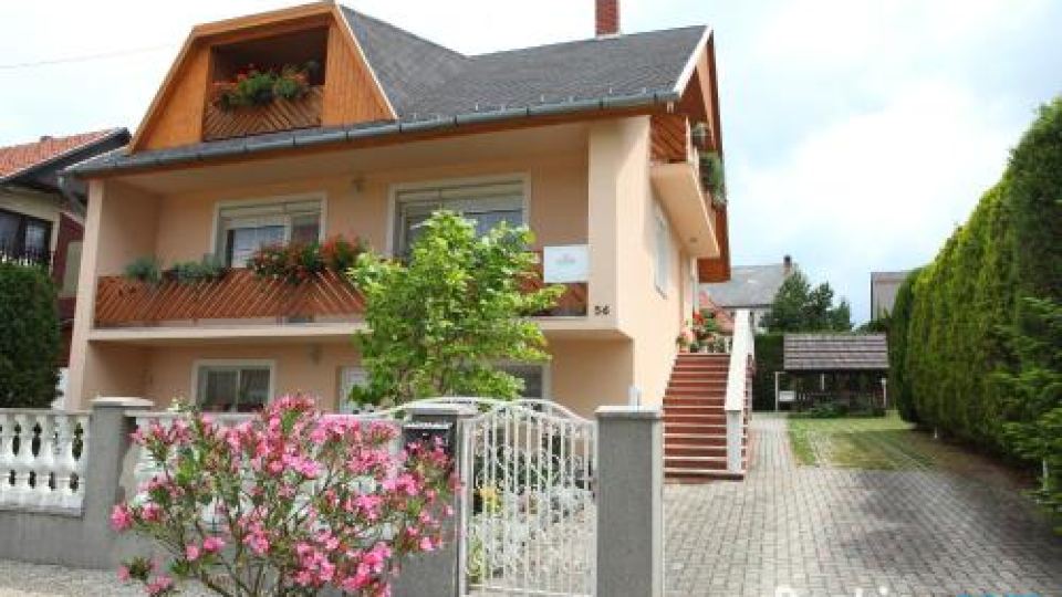 Viola House