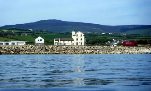 Shore Hotel