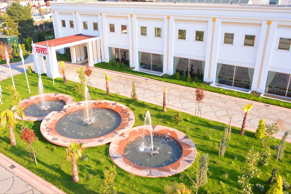 Kadak Garden Airport Hotel