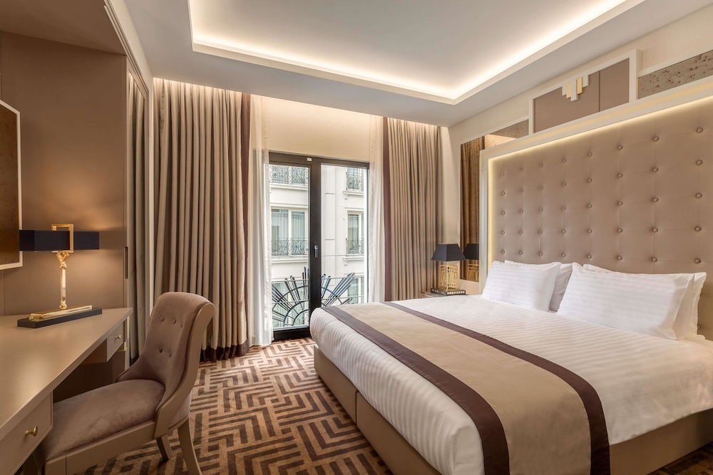 Ramada by Wyndham Istanbul Golden Horn