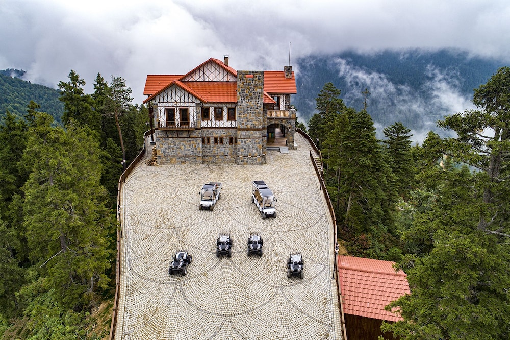 Foleya Mountain Resort