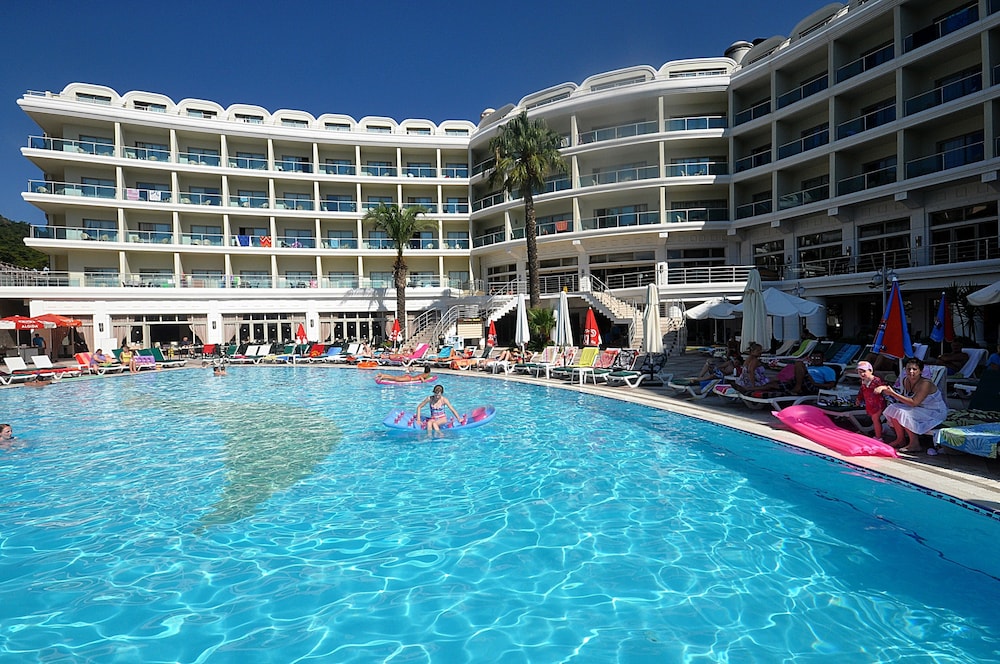 Pineta Park Deluxe Hotel - All Inclusive