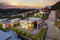 Yeoncheon Double Stay Ttottomeong Dog Pension Hotels in Yeoncheon-gun