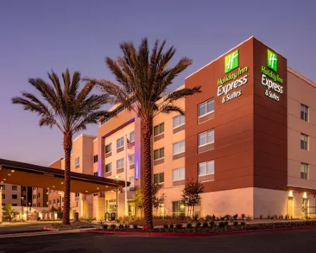 Holiday Inn Express & Suites MORENO VALLEY - RIVERSIDE by IHG Hoteles en Condado de Riverside