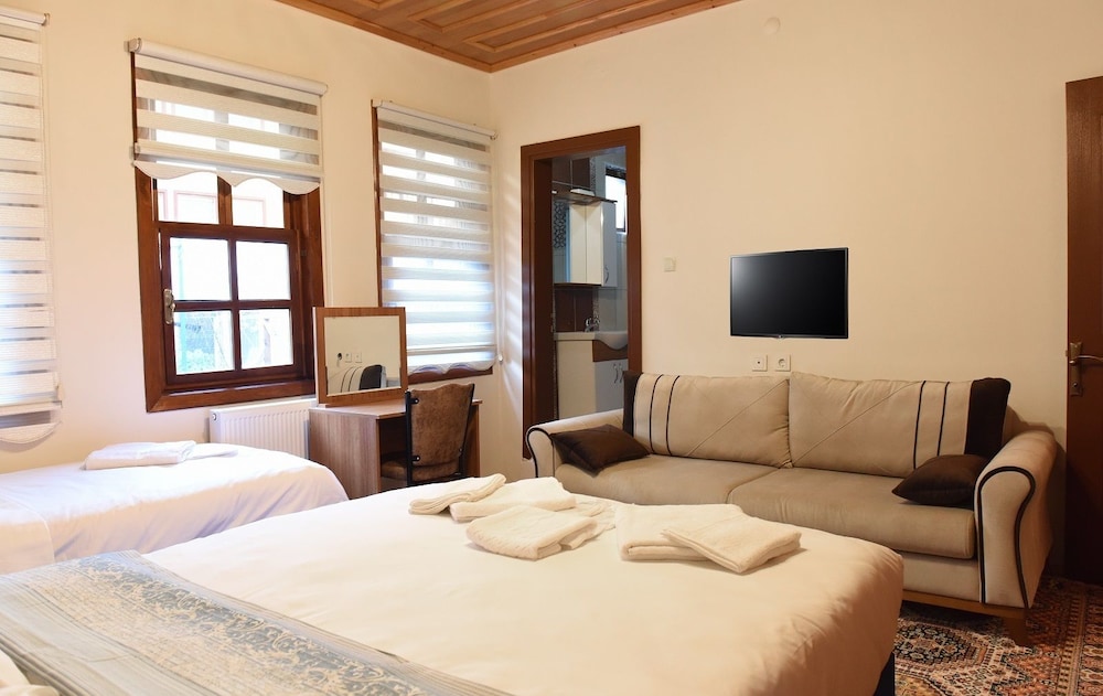 Oz Butik Otel Antik Kent Myrleia