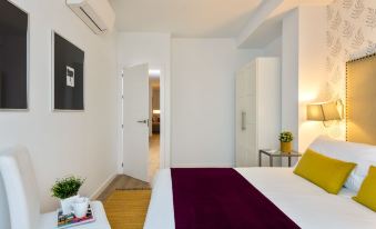 2 Bd Apartment in the Center of Seville. Baños III