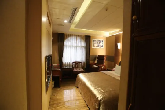 WUNSIN MOTEL Отели рядом с достопримечательностью «Старая улица Тай-Ху»