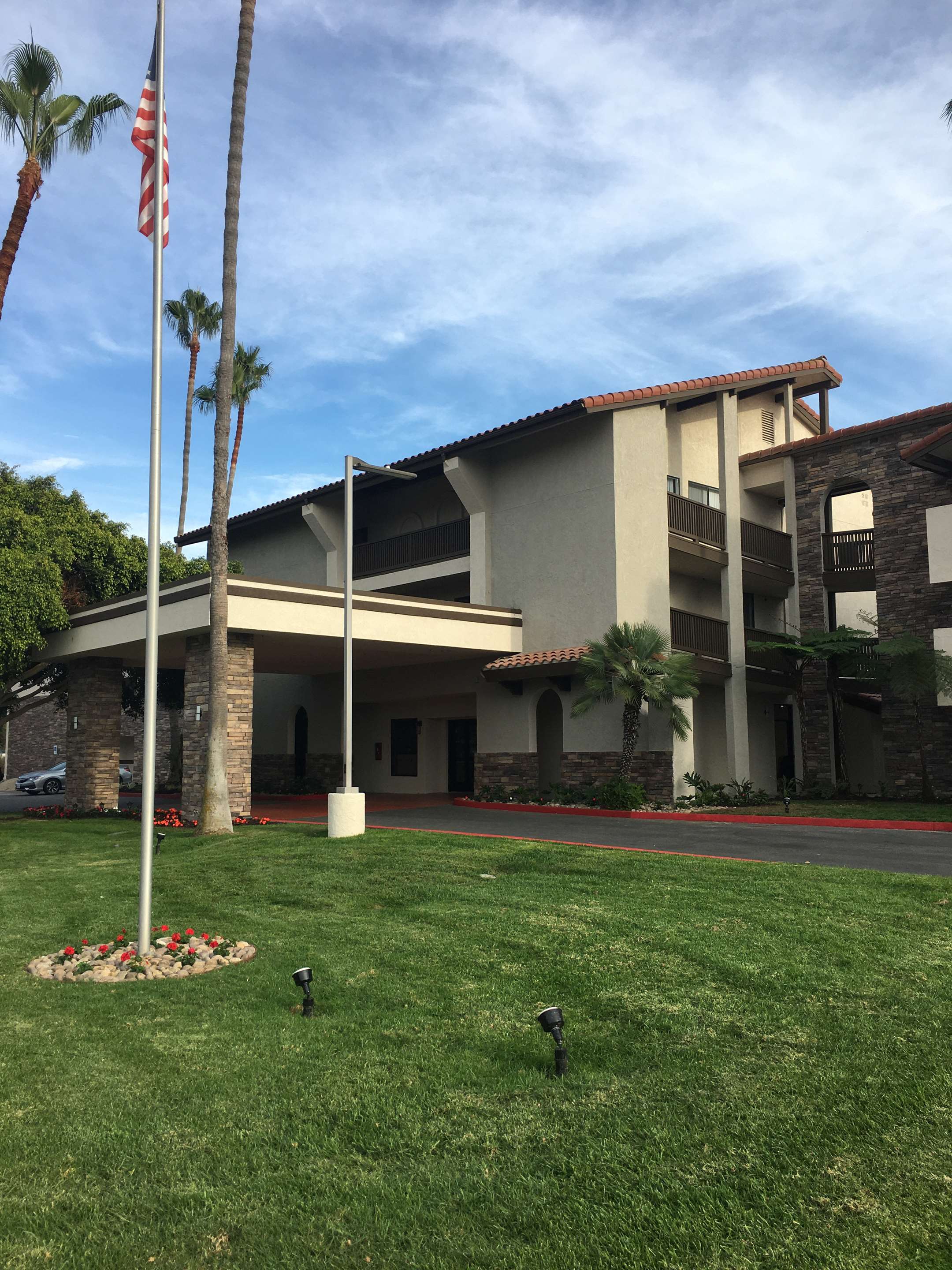 Best Western Carlsbad by The Sea