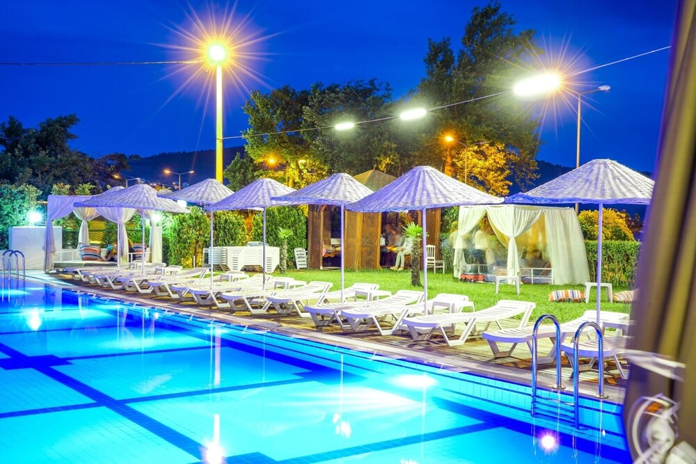 Aloria Garden Hotel