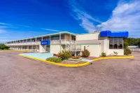 Hospitality Inn Hotel a 