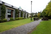 Court Yard Hotel Hotels in 