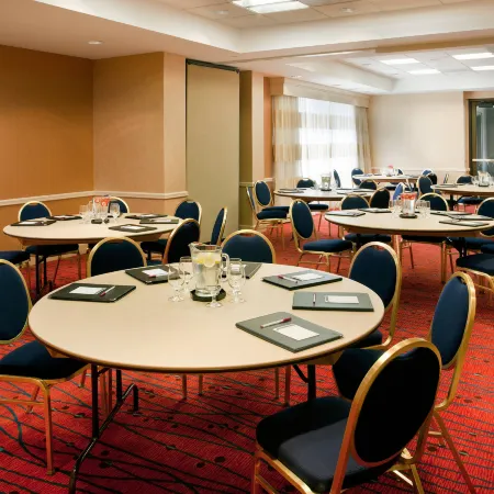 Sonesta ES Suites San Antonio Downtown Alamo Plaza
