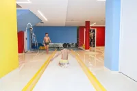 Hotel Touring - Pools