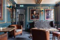 The Kings Arms and Royal Hotel, Godalming, Surrey Hotels in Chiddingfold