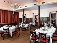 Dormero Hotel Düsseldorf Hotels near Benrath